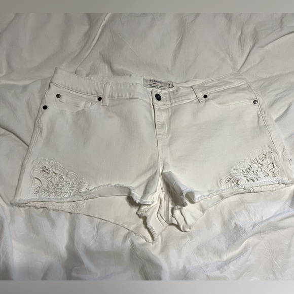 Torrid Shortie Shorts size 18 - Picture 1 of 5